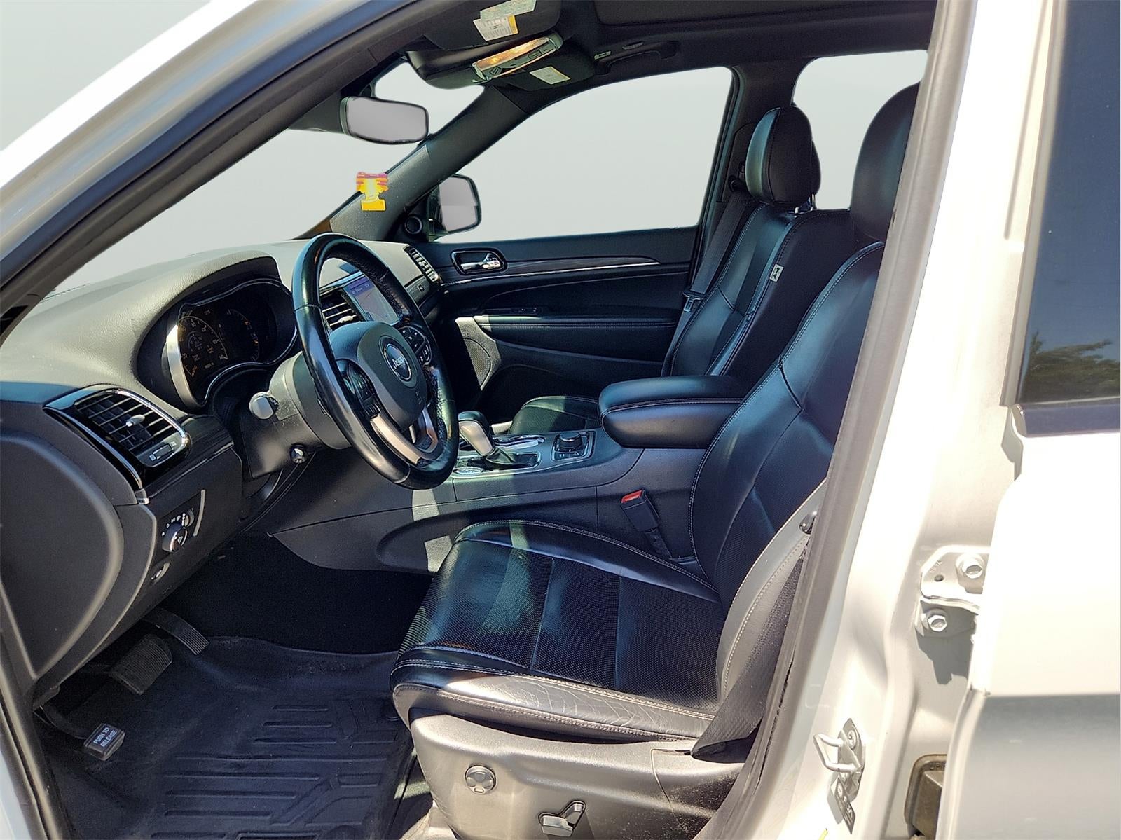 2021 Jeep GRAND CHEROKEE LIMI