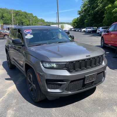 2022 Jeep Grand Cherokee Altitude