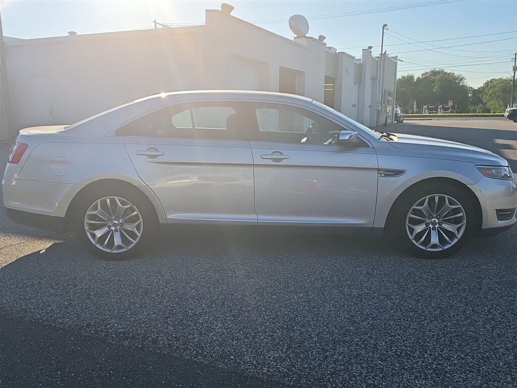 2014 Ford Taurus Limited