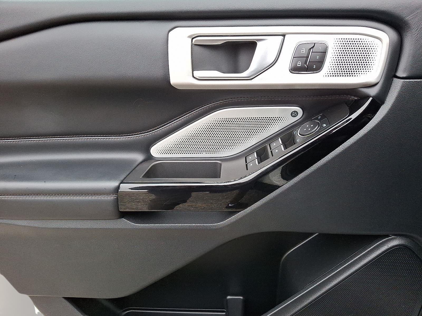 2023 Ford Explorer Platinum