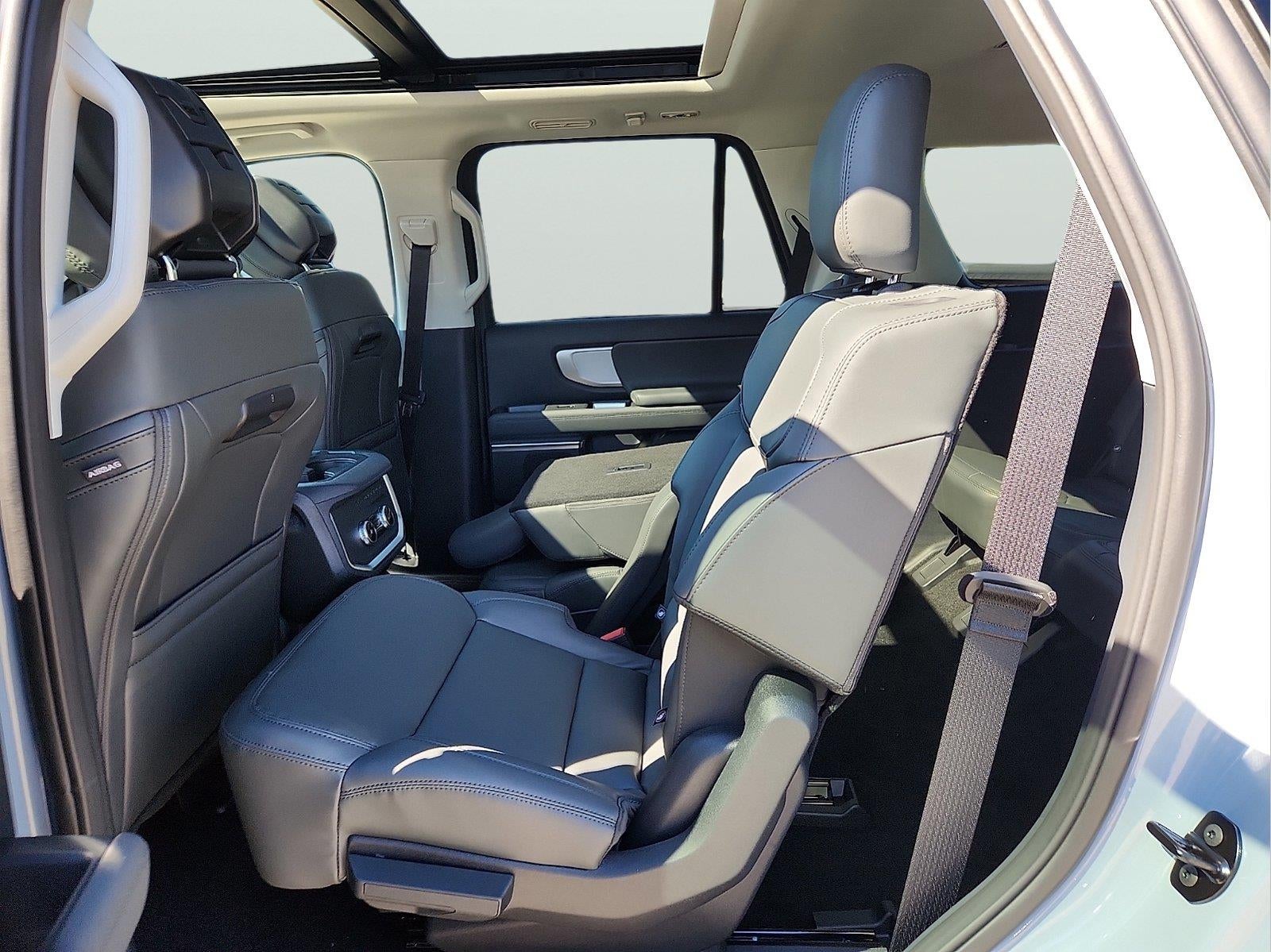2027 Ford Expedition Active