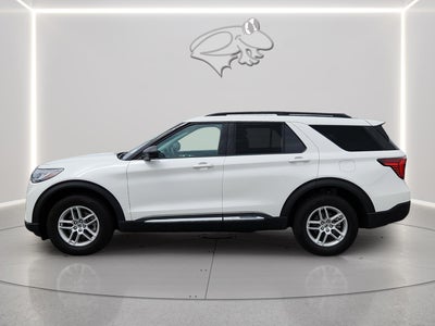 2025 Ford EXPLORER XLT