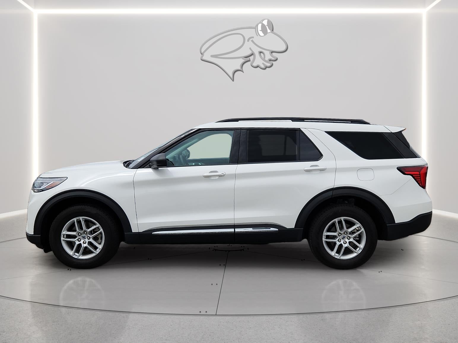 2025 Ford EXPLORER XLT
