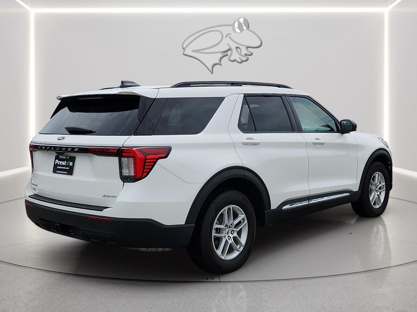 2025 Ford EXPLORER XLT