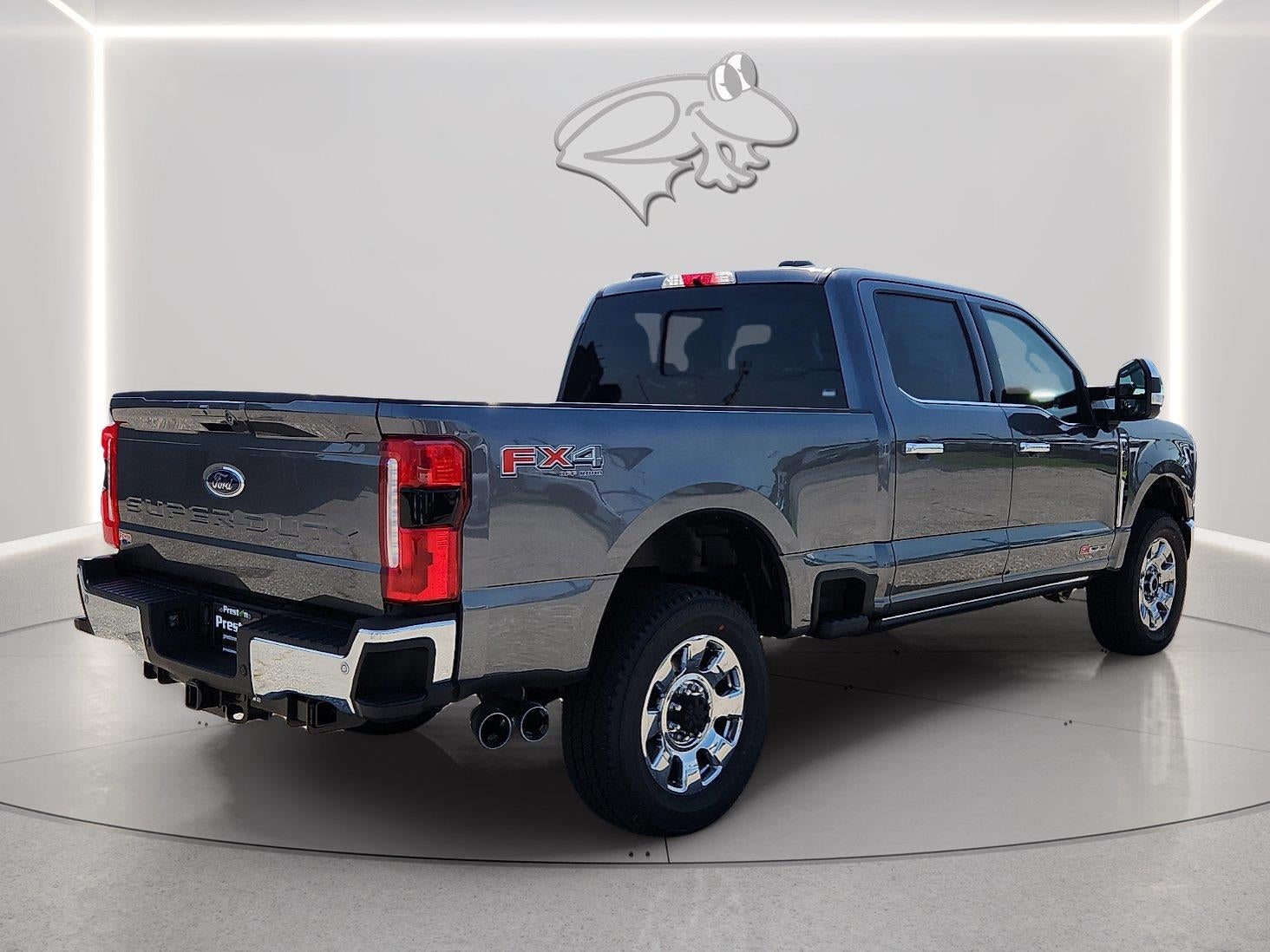 2026 Ford Super Duty F-350 Lariat