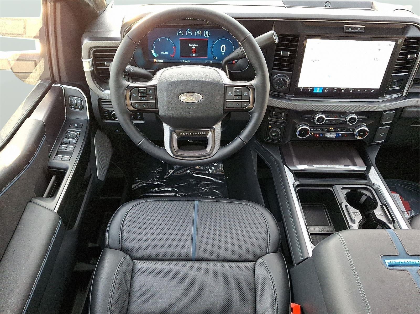 2026 Ford Super Duty F-350 SRW Platinum