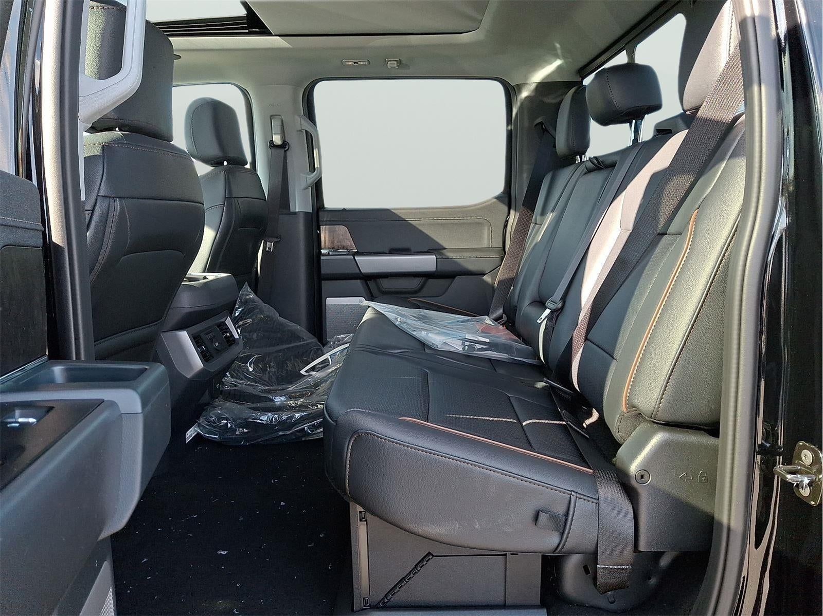 2026 Ford Super Duty F-350 Lariat