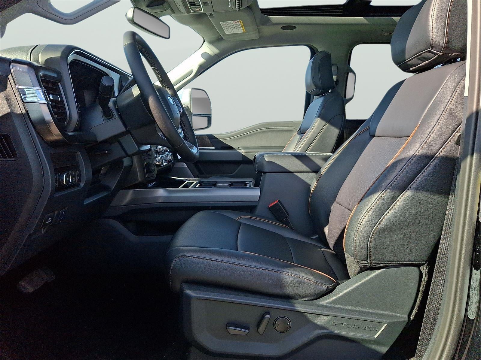 2026 Ford Super Duty F-350 Lariat