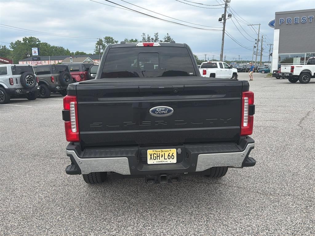 2023 Ford F-350 Base