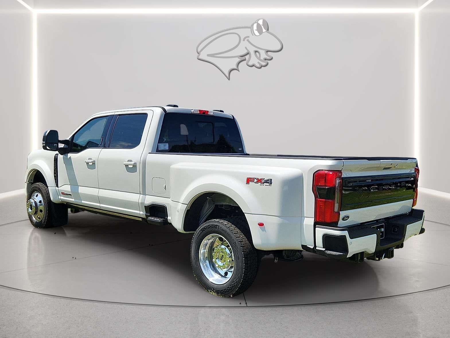 2026 Ford Super Duty F-450 DRW Platinum