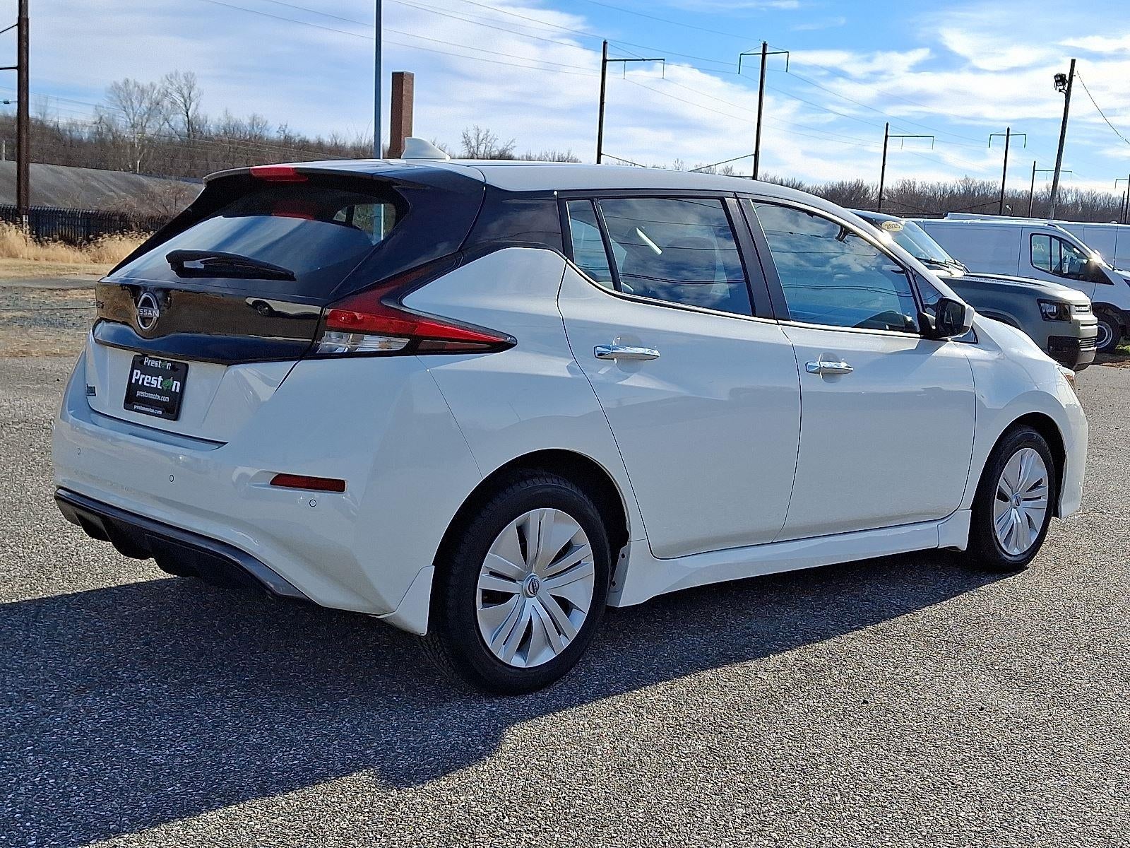 2023 Nissan LEAF S