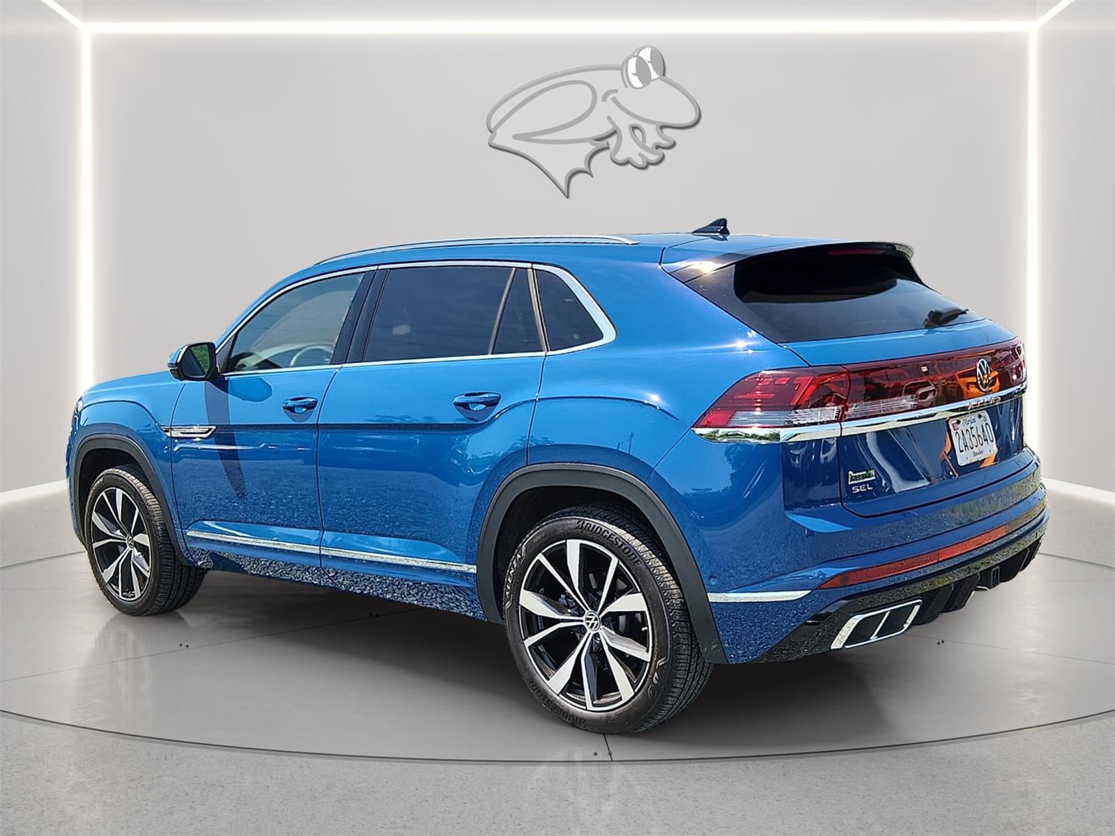 2025 Volkswagen Atlas Cross Sport 2.0T SEL Premium R-Line