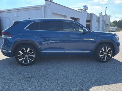 2025 Volkswagen Atlas Cross Sport 2.0T SEL Premium R-Line