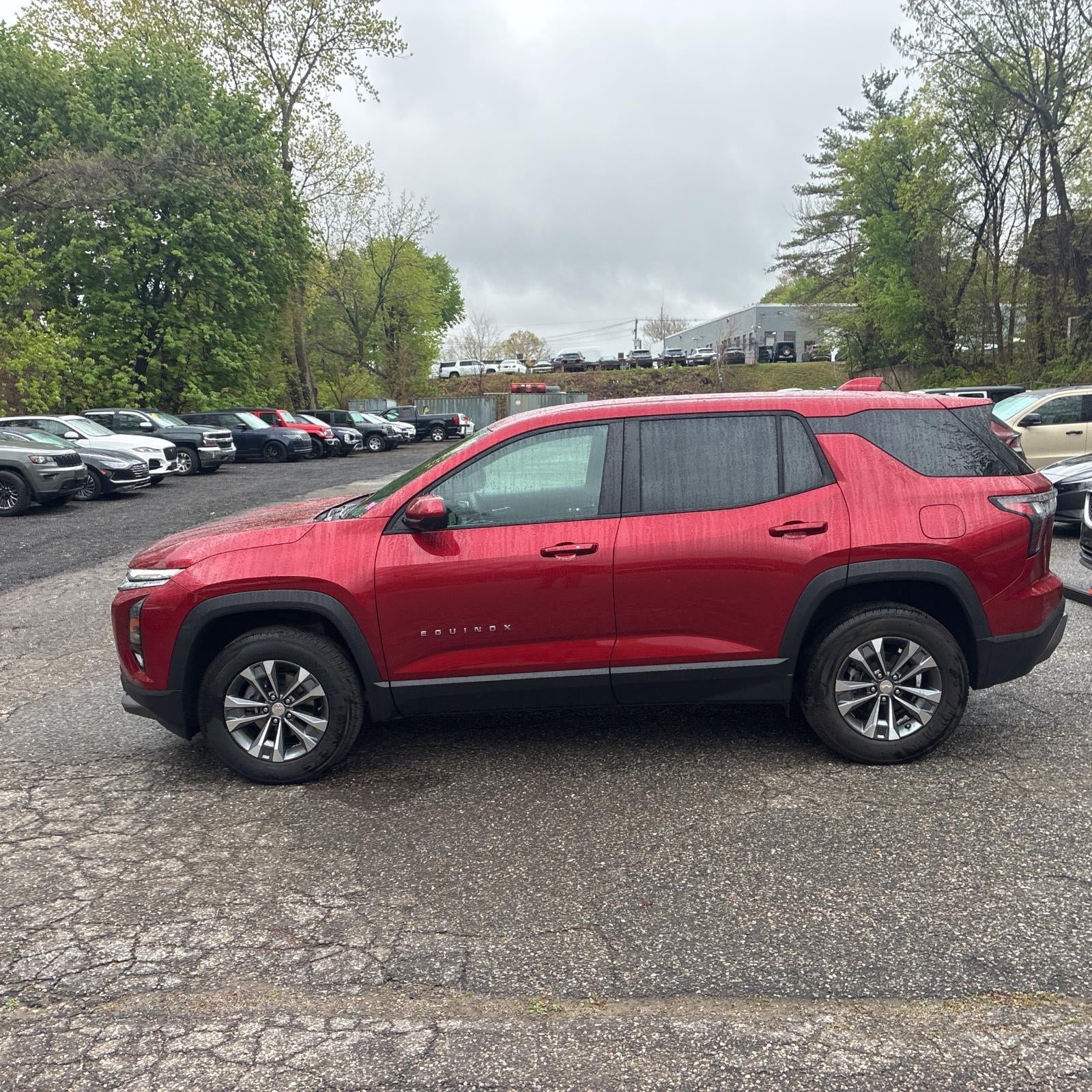 2025 Chevrolet Equinox FWD LT