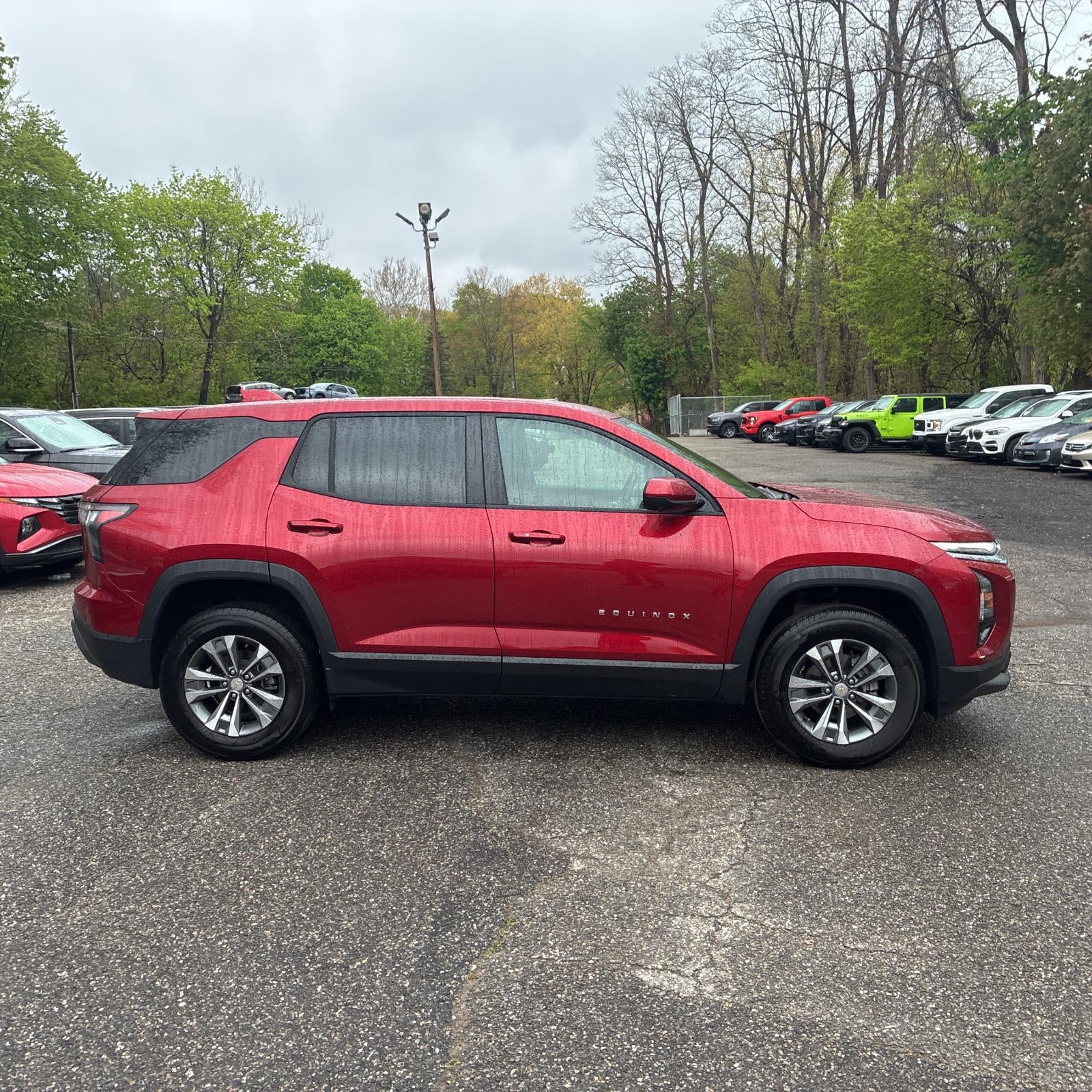 2025 Chevrolet Equinox FWD LT
