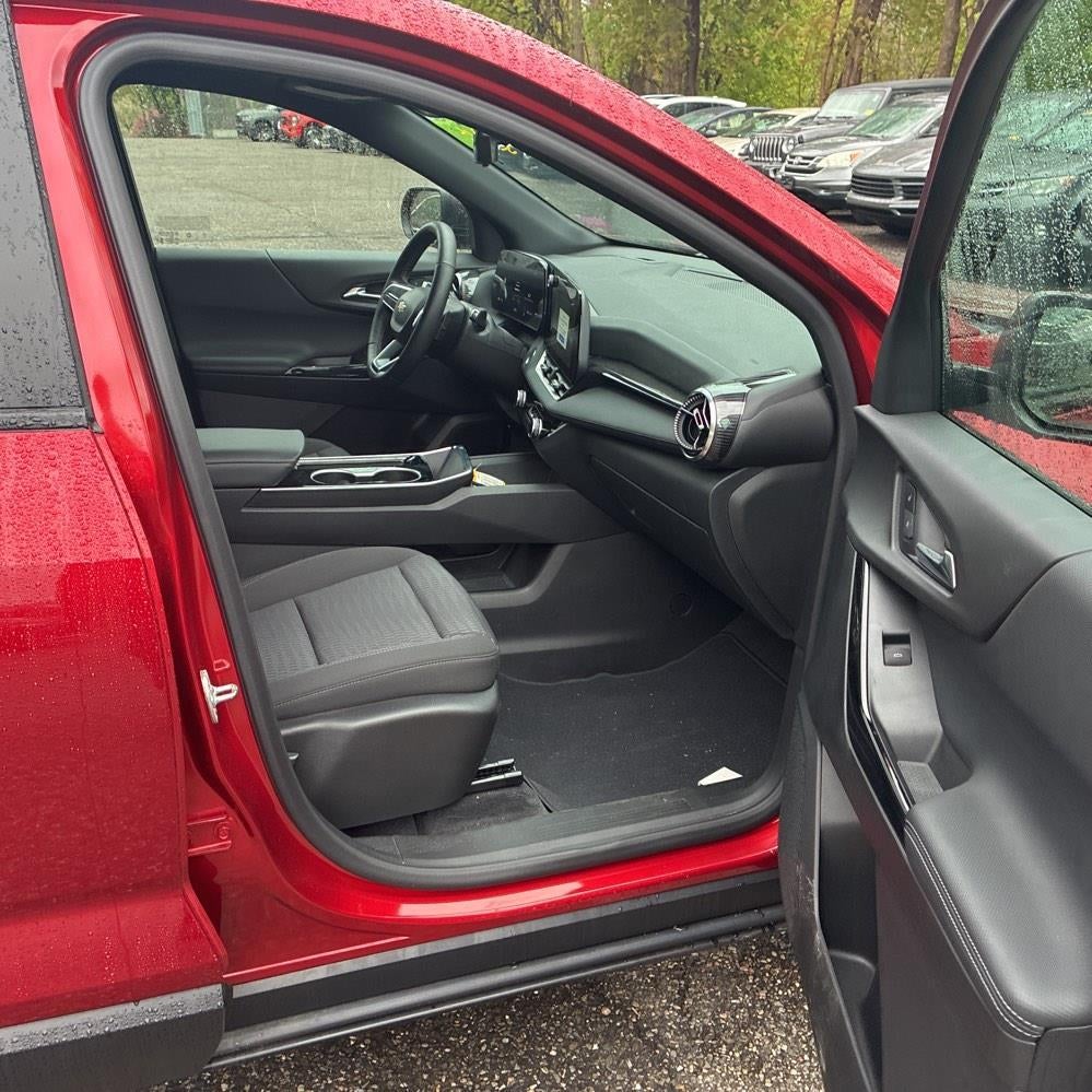 2025 Chevrolet Equinox FWD LT