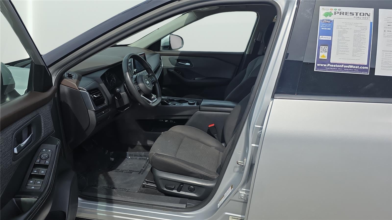2021 Nissan Rogue SV