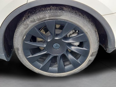 2021 Tesla Y Standard Range