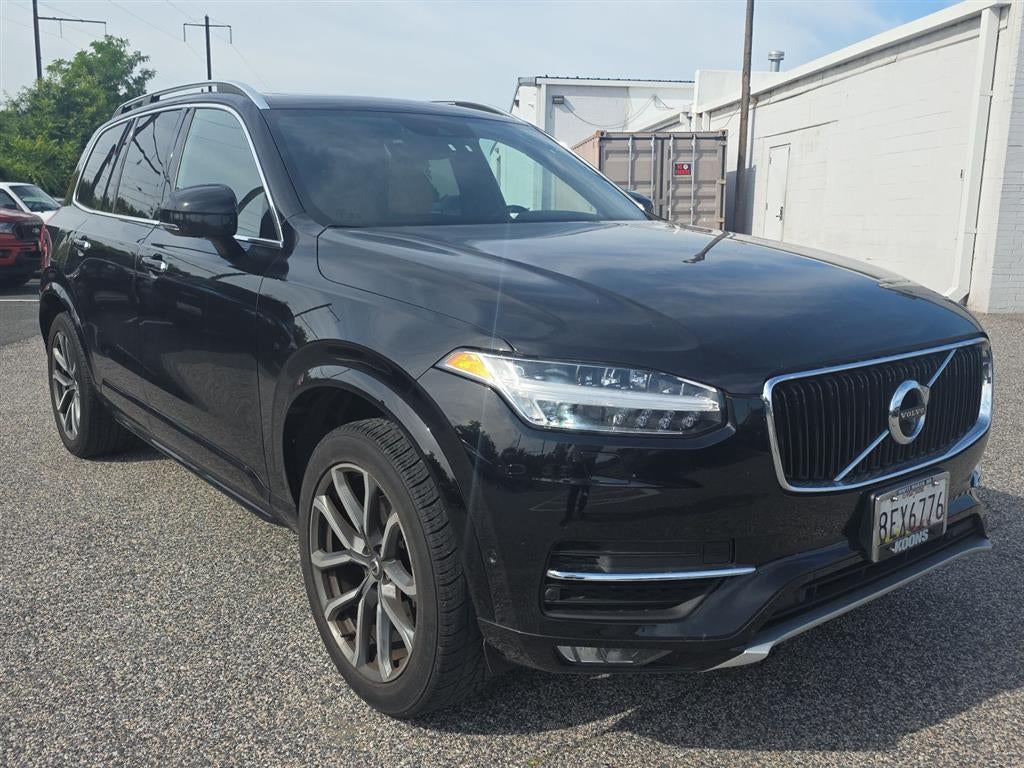 2017 Volvo XC90 Momentum