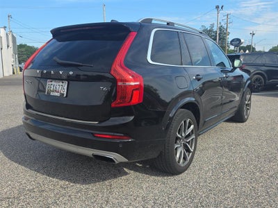 2017 Volvo XC90 Momentum