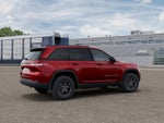2027 Jeep Grand Cherokee GRAND CHEROKEE LAREDO X 4X4