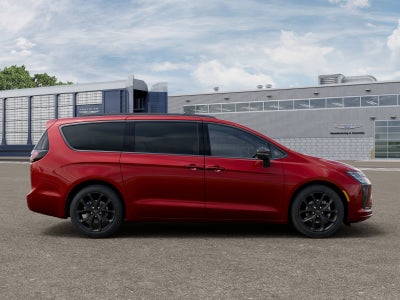 2027 Chrysler Pacifica PACIFICA LIMITED