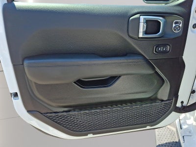 2023 Jeep Wrangler Sahara Altitude