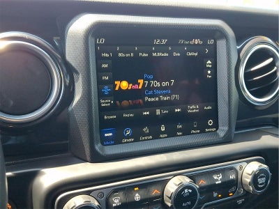 2023 Jeep Wrangler Sahara Altitude
