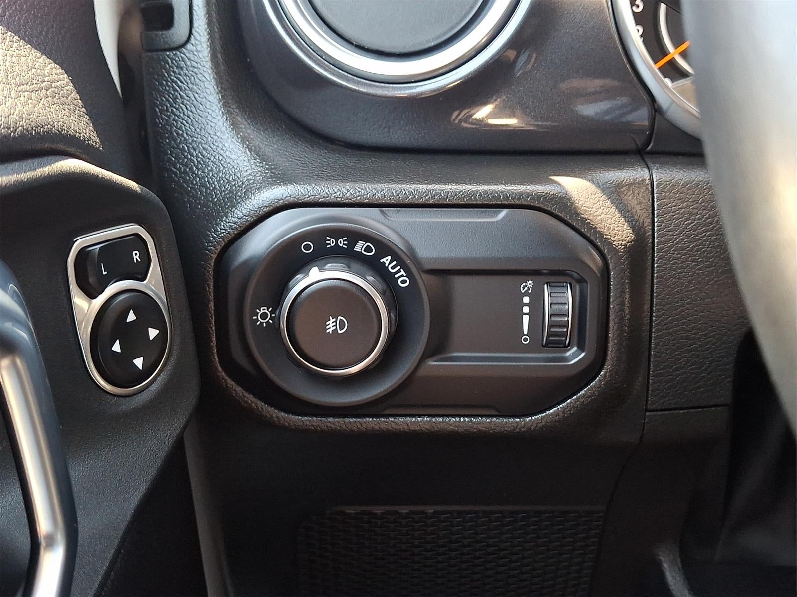 2023 Jeep Wrangler Sahara Altitude