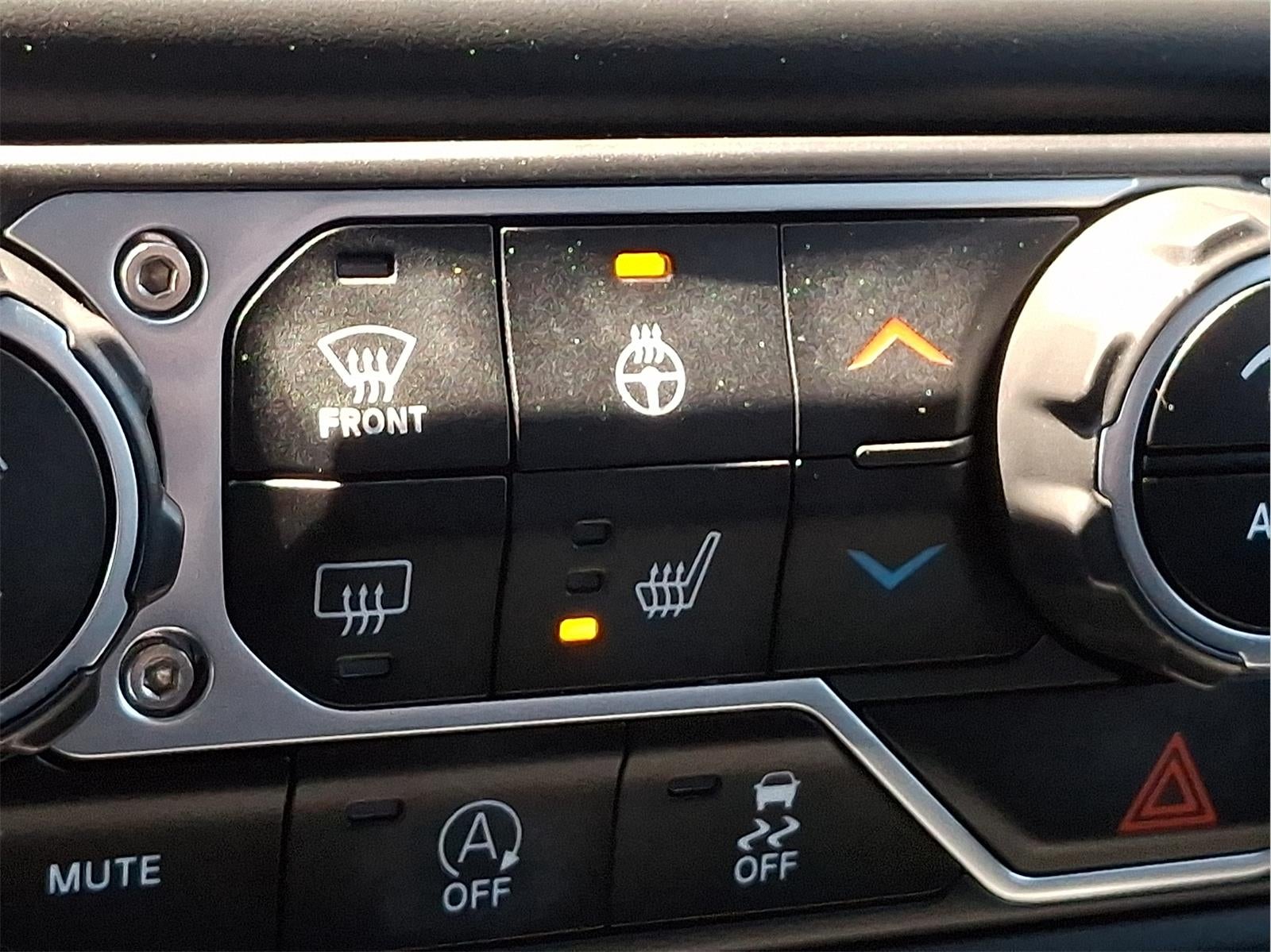 2023 Jeep Wrangler Sahara Altitude