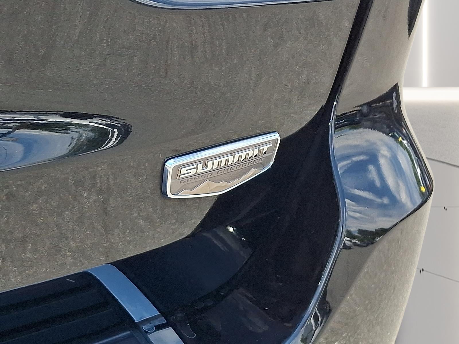 2021 Jeep Grand Cherokee Summit