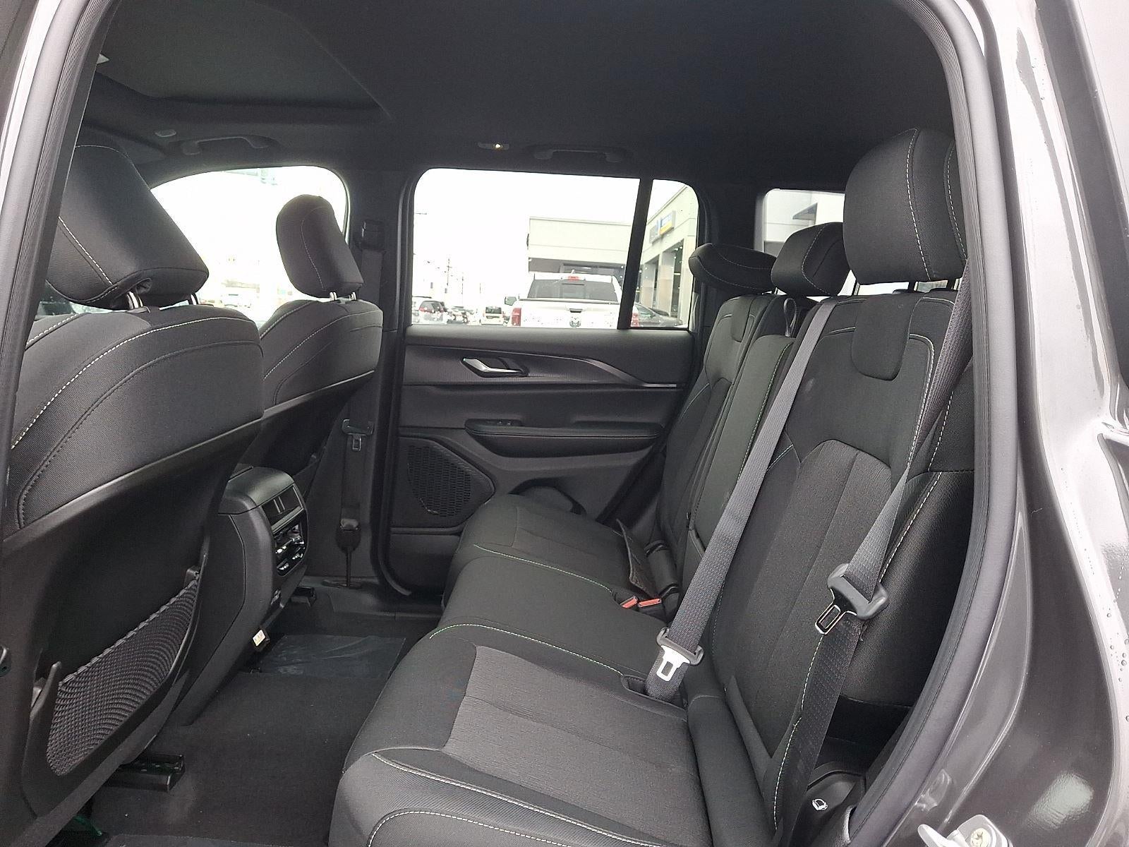 2026 Jeep Grand Cherokee Laredo X