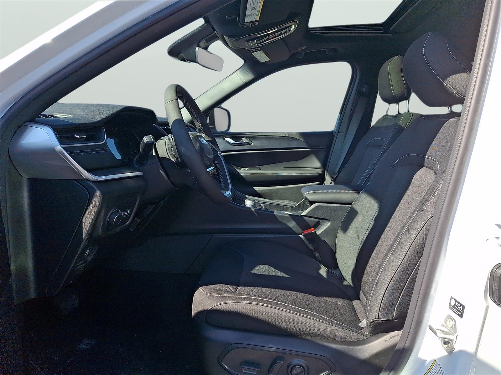 2026 Jeep Grand Cherokee Laredo X