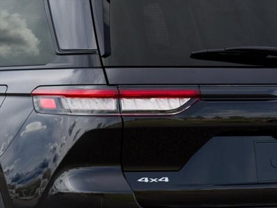 2027 Jeep Grand Cherokee Laredo X