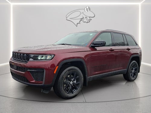 2026 Jeep Grand Cherokee Laredo Altitude