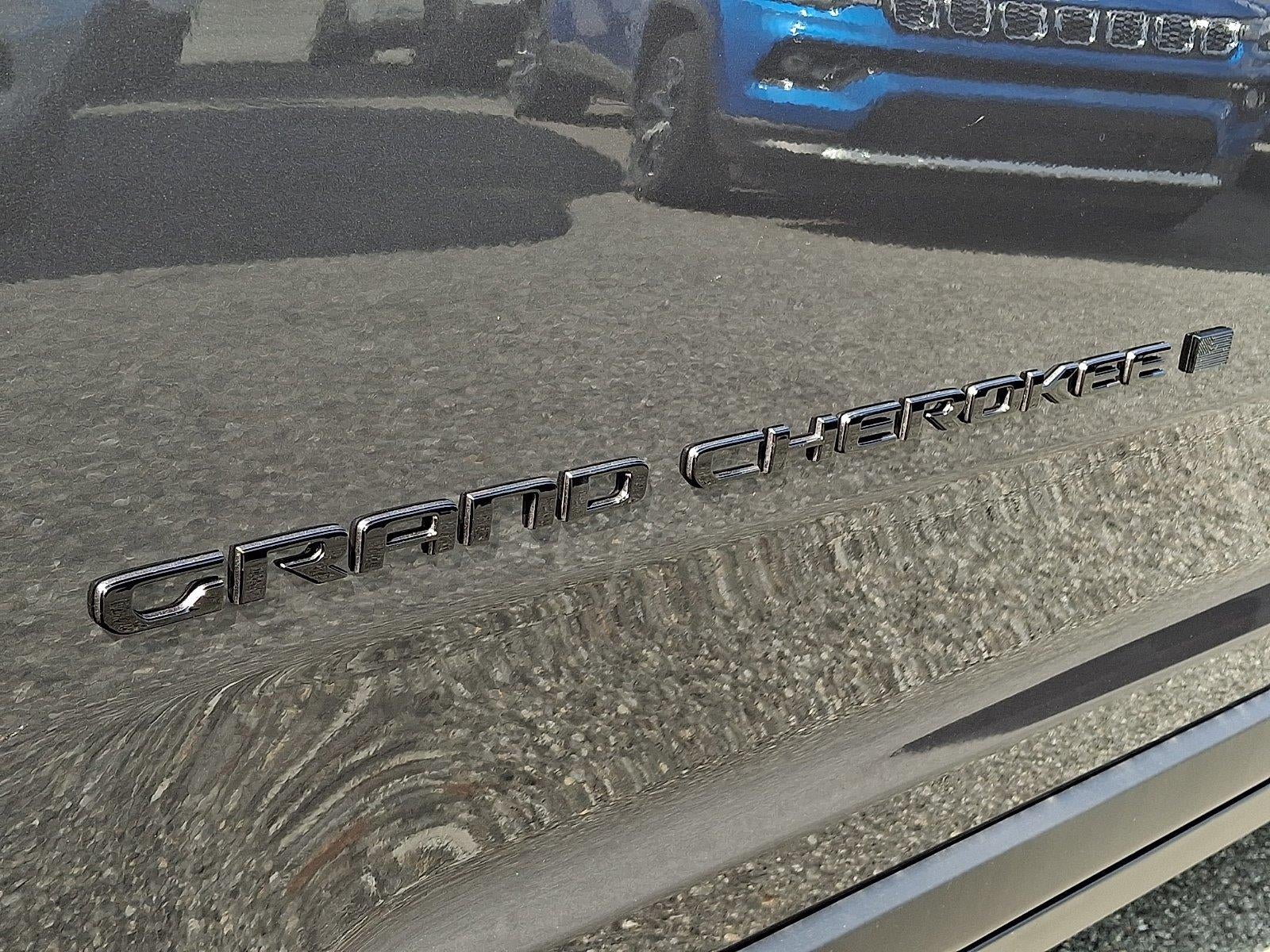 2026 Jeep Grand Cherokee Laredo Altitude