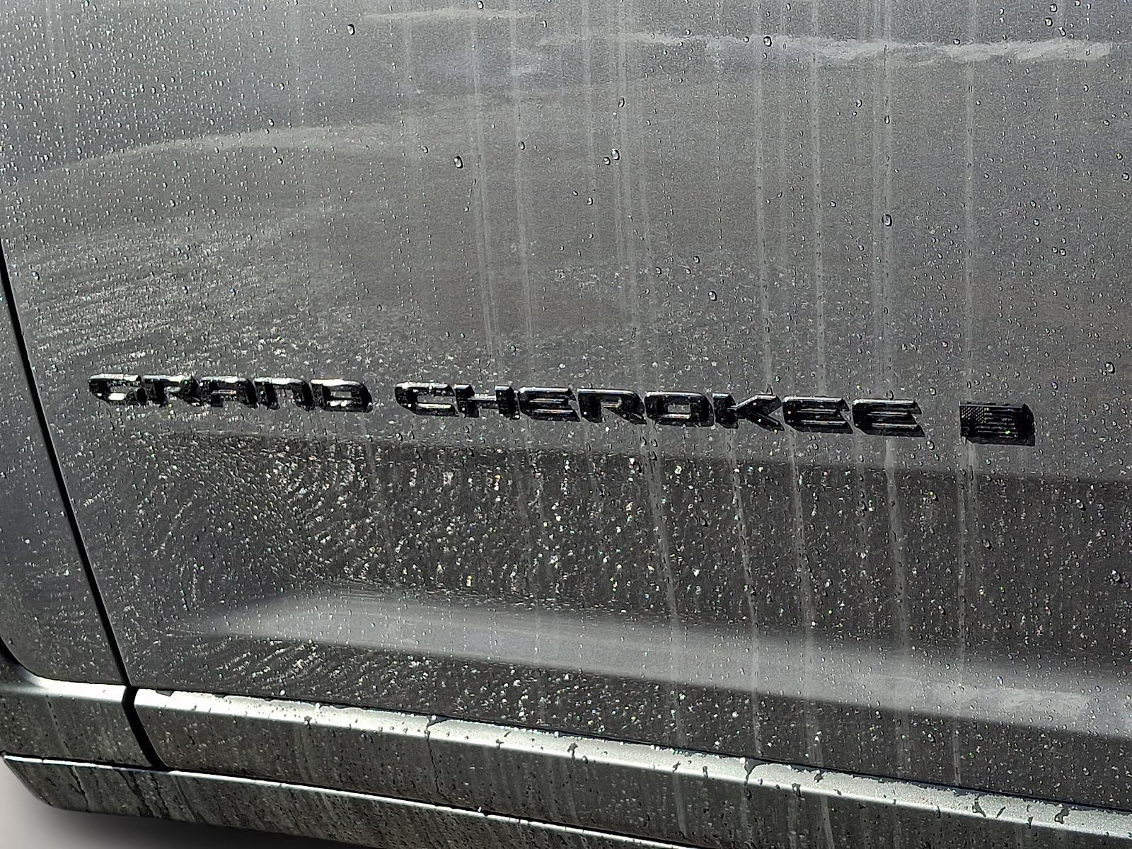 2026 Jeep Grand Cherokee Laredo Altitude