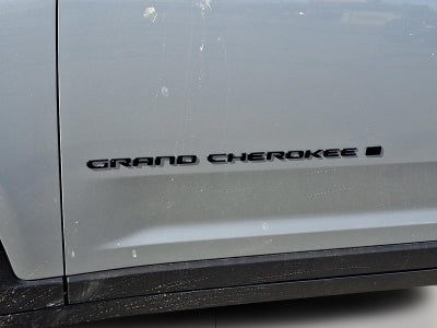 2026 Jeep Grand Cherokee Laredo Altitude