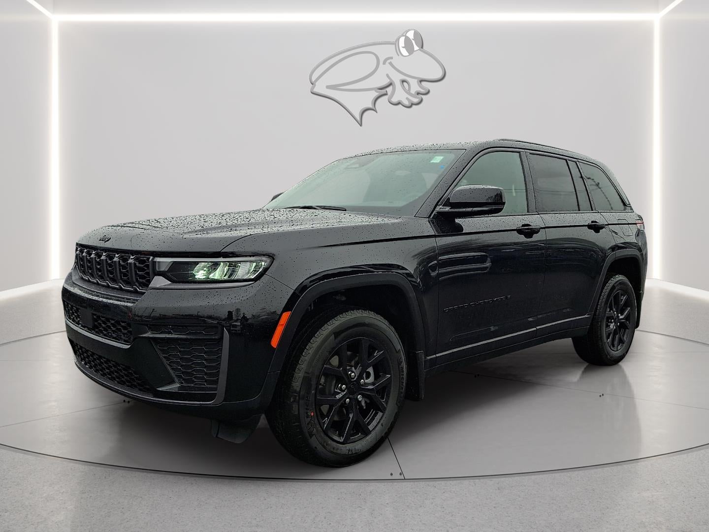 2026 Jeep Grand Cherokee Laredo Altitude