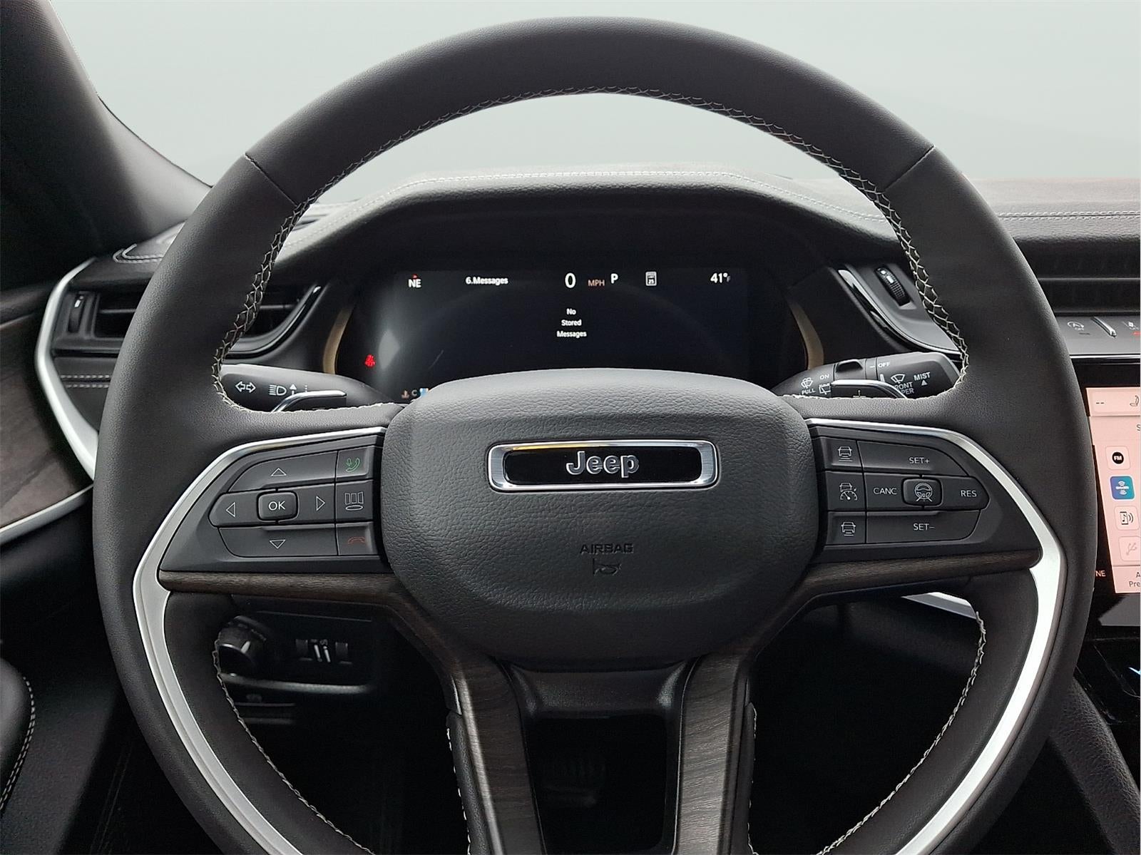 2026 Jeep Grand Cherokee Laredo Altitude