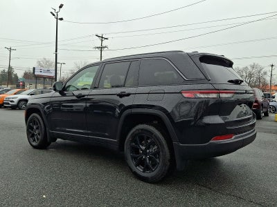 2026 Jeep Grand Cherokee Laredo Altitude
