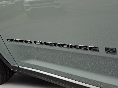 2027 Jeep Grand Cherokee Laredo Altitude