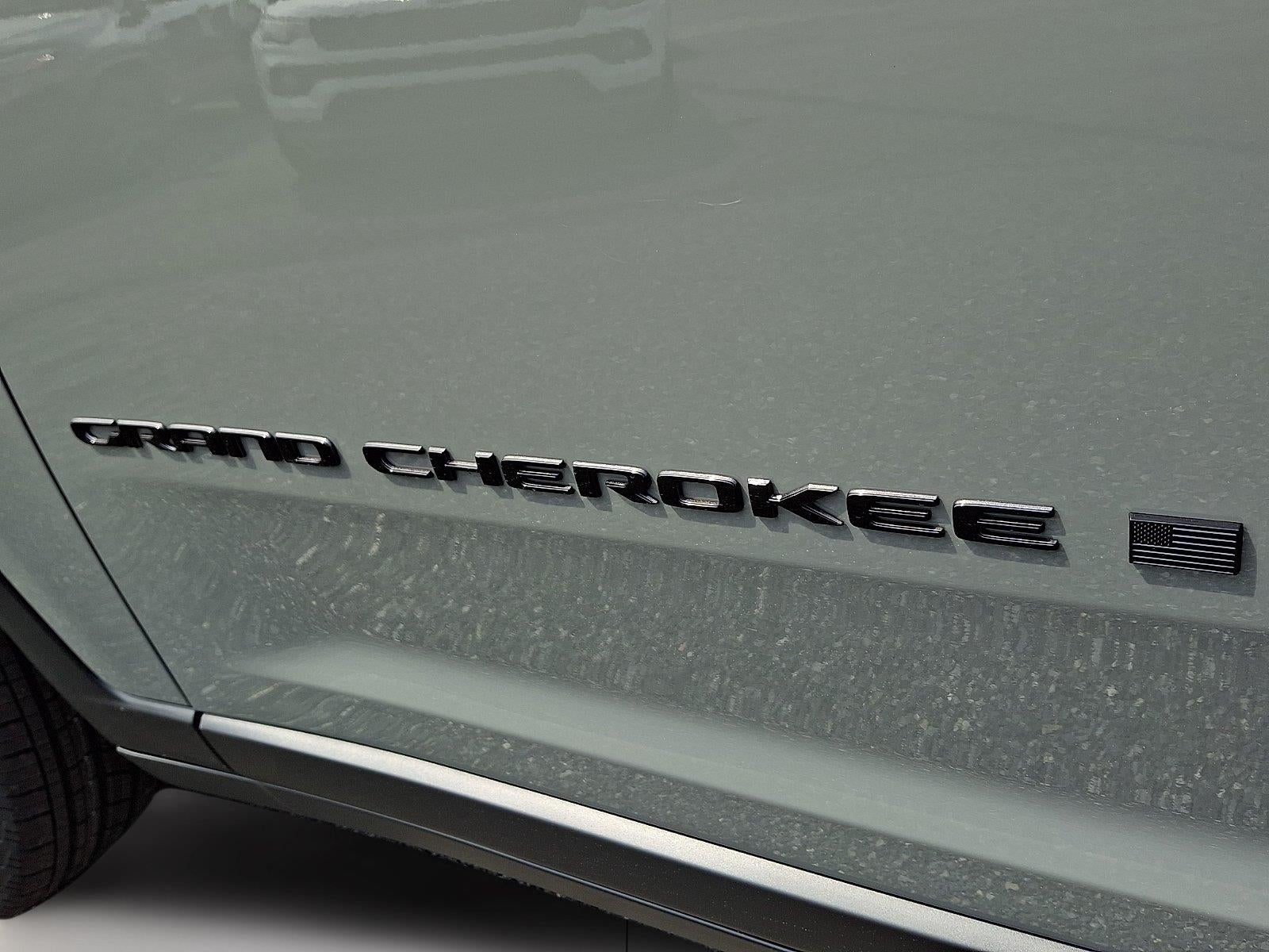 2027 Jeep Grand Cherokee Laredo Altitude