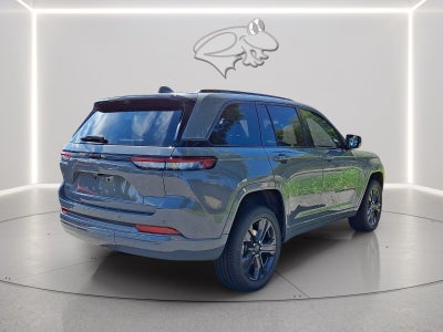 2027 Jeep Grand Cherokee Limited Reserve