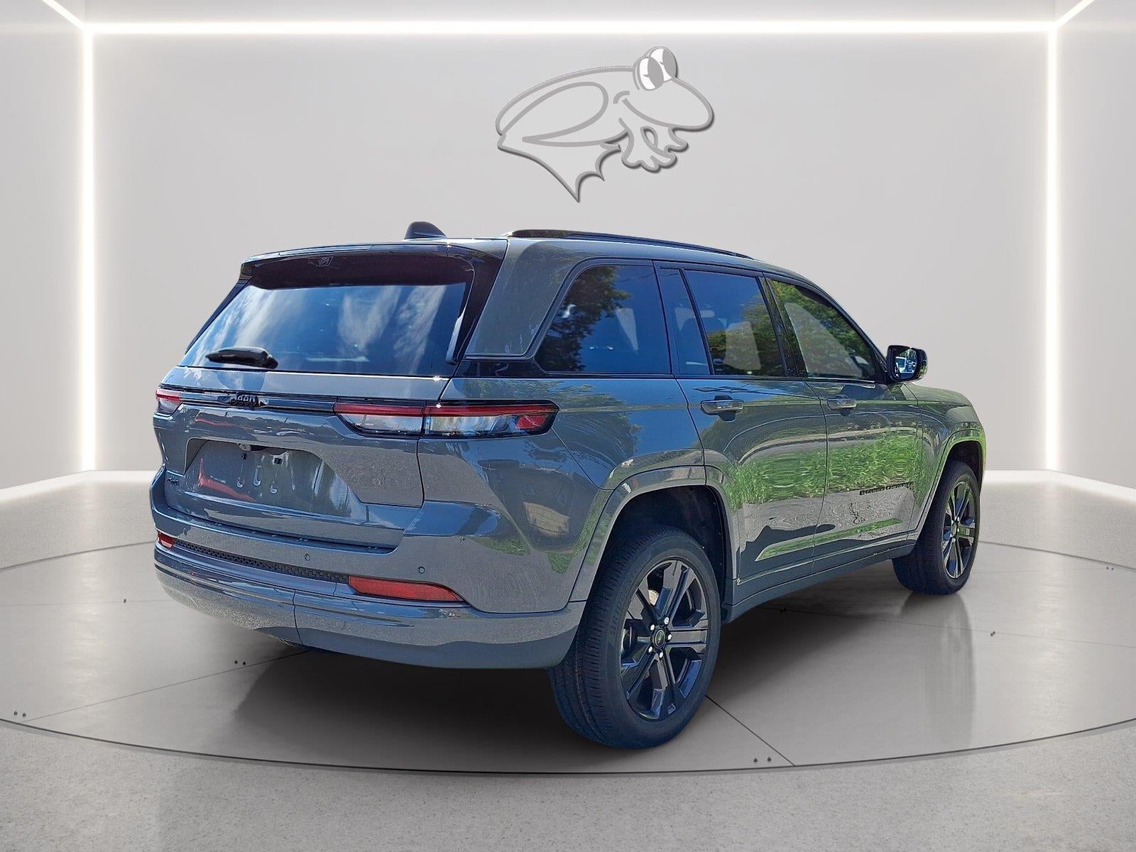 2027 Jeep Grand Cherokee Limited Reserve