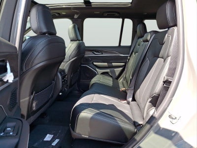 2027 Jeep Grand Cherokee Limited Reserve