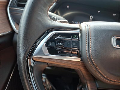 2023 Jeep Grand Cherokee Summit