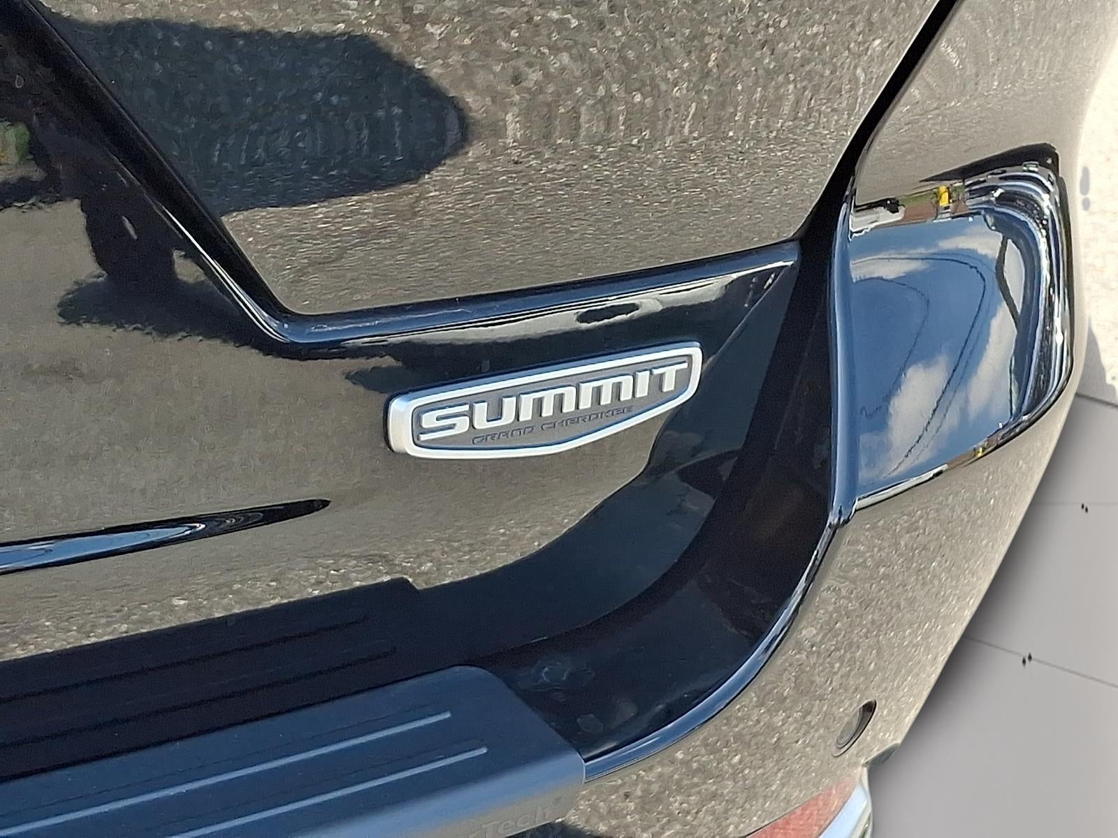 2023 Jeep Grand Cherokee Summit
