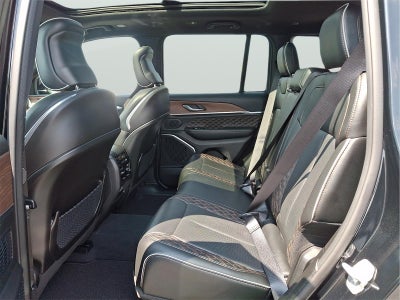 2023 Jeep Grand Cherokee Summit