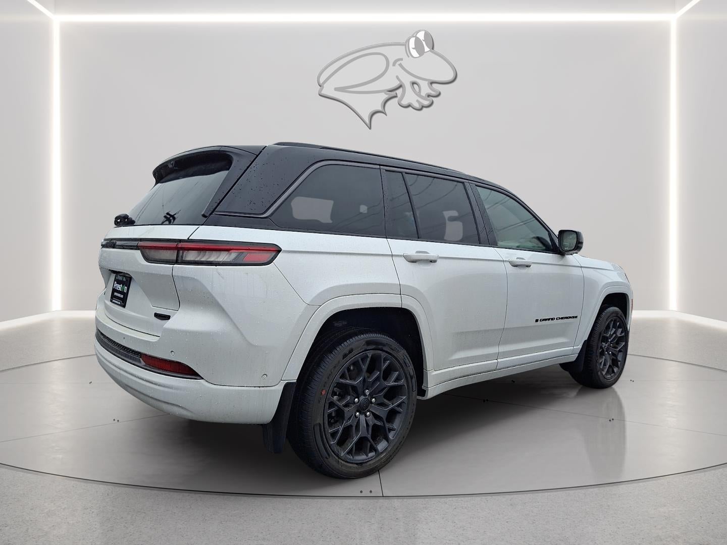 2026 Jeep Grand Cherokee Summit